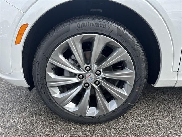 new 2025 Buick Envista car, priced at $30,695