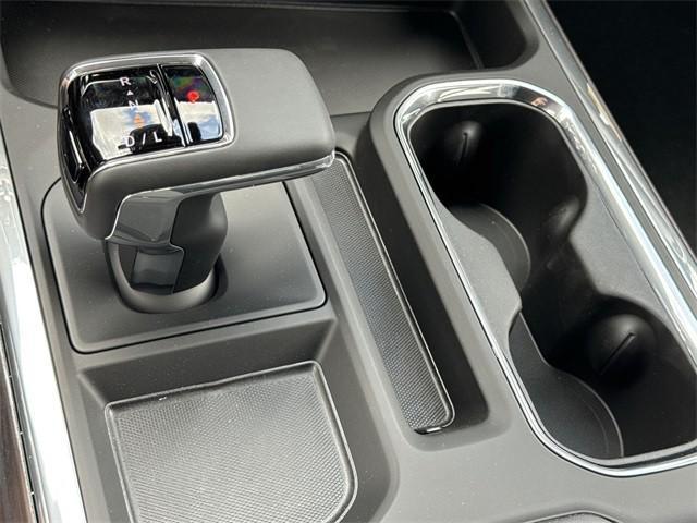 new 2025 GMC Sierra 1500 car, priced at $53,481