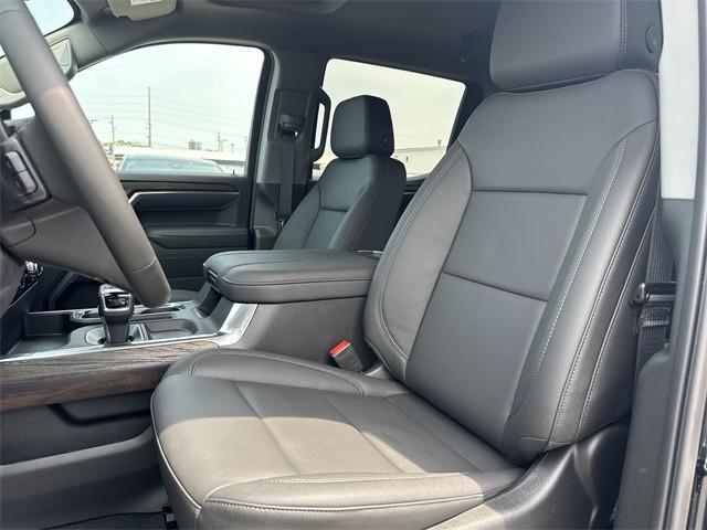 new 2025 GMC Sierra 1500 car, priced at $56,078