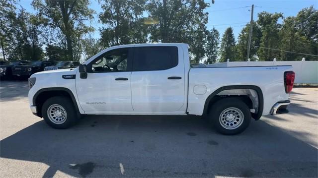 new 2025 GMC Sierra 1500 car, priced at $40,032