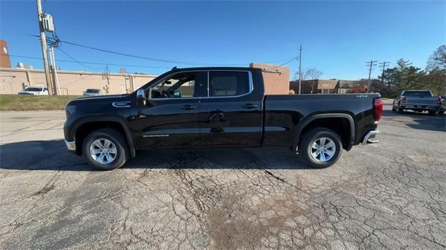 new 2025 GMC Sierra 1500 car, priced at $51,221