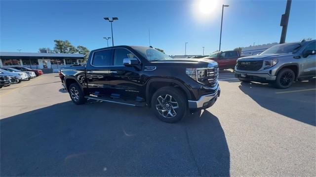 new 2025 GMC Sierra 1500 car, priced at $62,755