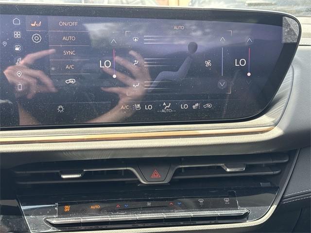 new 2025 Buick Envision car, priced at $45,570