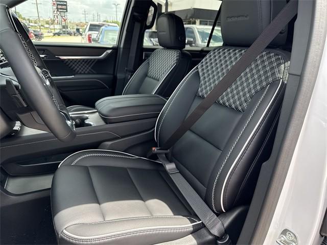 new 2025 GMC Acadia car, priced at $58,763