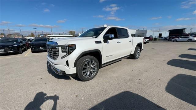 new 2025 GMC Sierra 1500 car, priced at $72,832