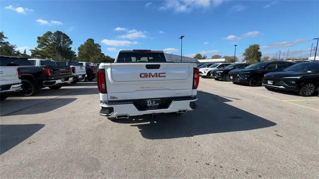 new 2025 GMC Sierra 1500 car, priced at $72,832