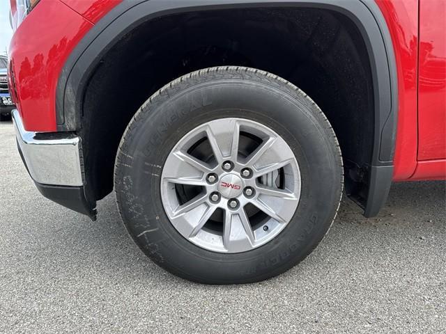 new 2025 GMC Sierra 1500 car, priced at $45,139