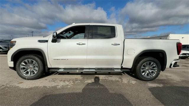 new 2025 GMC Sierra 1500 car, priced at $62,361