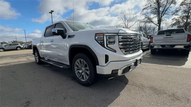 new 2025 GMC Sierra 1500 car, priced at $62,361