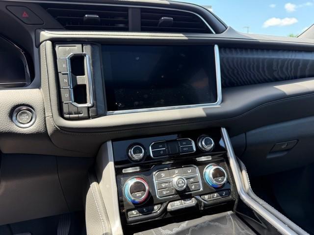 used 2024 GMC Yukon car, priced at $75,464