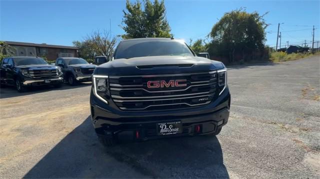 new 2025 GMC Sierra 1500 car, priced at $65,650