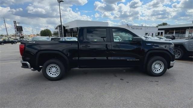 new 2025 GMC Sierra 1500 car, priced at $39,557