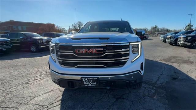 new 2025 GMC Sierra 1500 car, priced at $57,200