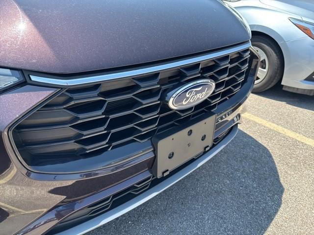 used 2023 Ford Escape car, priced at $25,496
