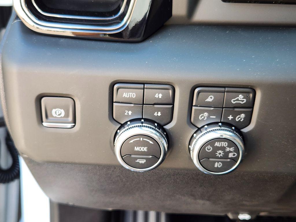 new 2025 GMC Sierra 2500 car, priced at $90,815