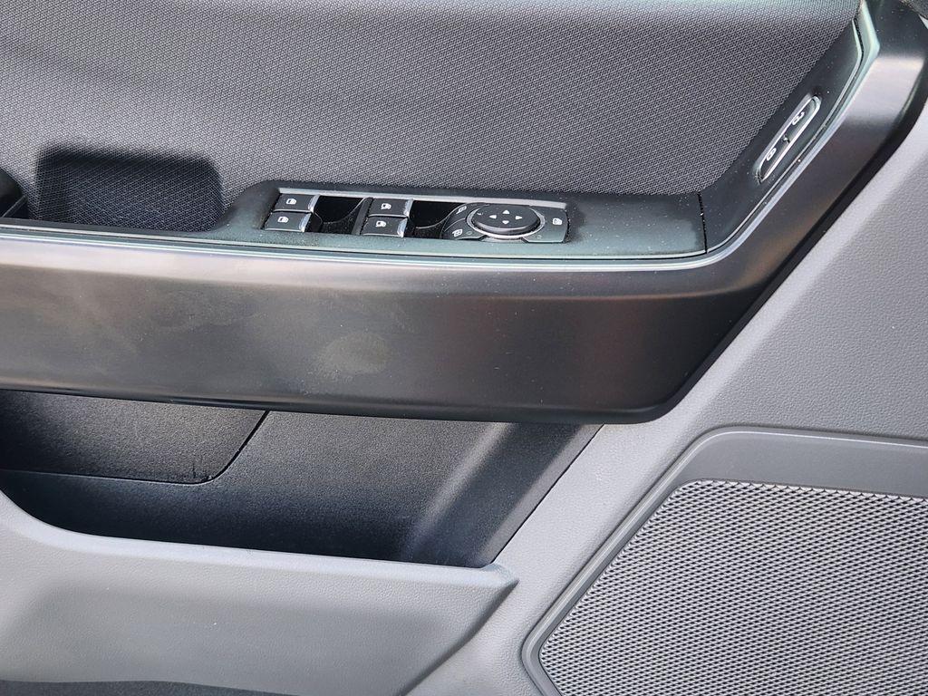 used 2022 Ford F-150 car, priced at $24,995