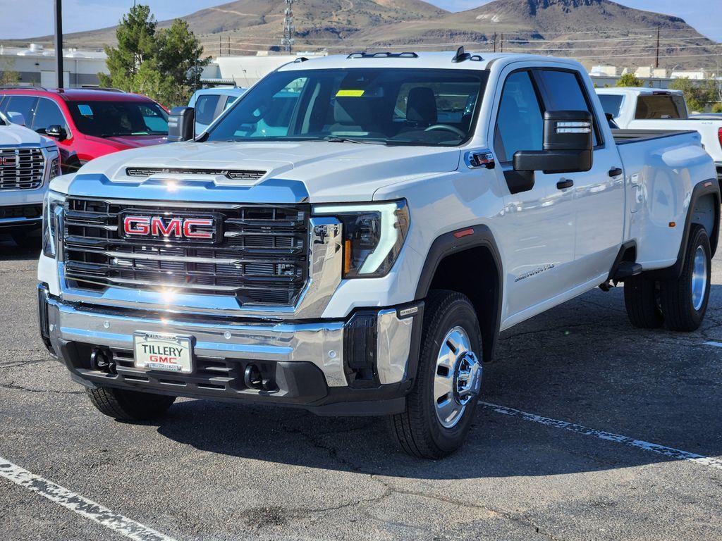 new 2025 GMC Sierra 3500 car, priced at $75,845