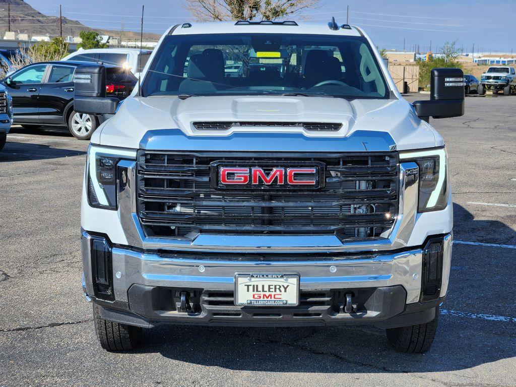 new 2025 GMC Sierra 3500 car, priced at $75,845