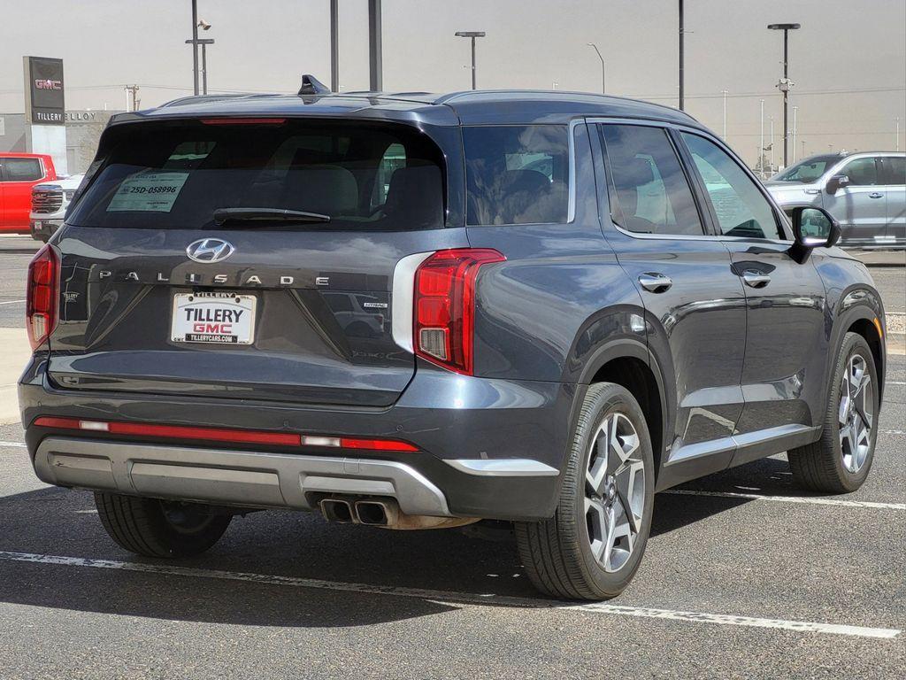 used 2024 Hyundai Palisade car, priced at $42,995