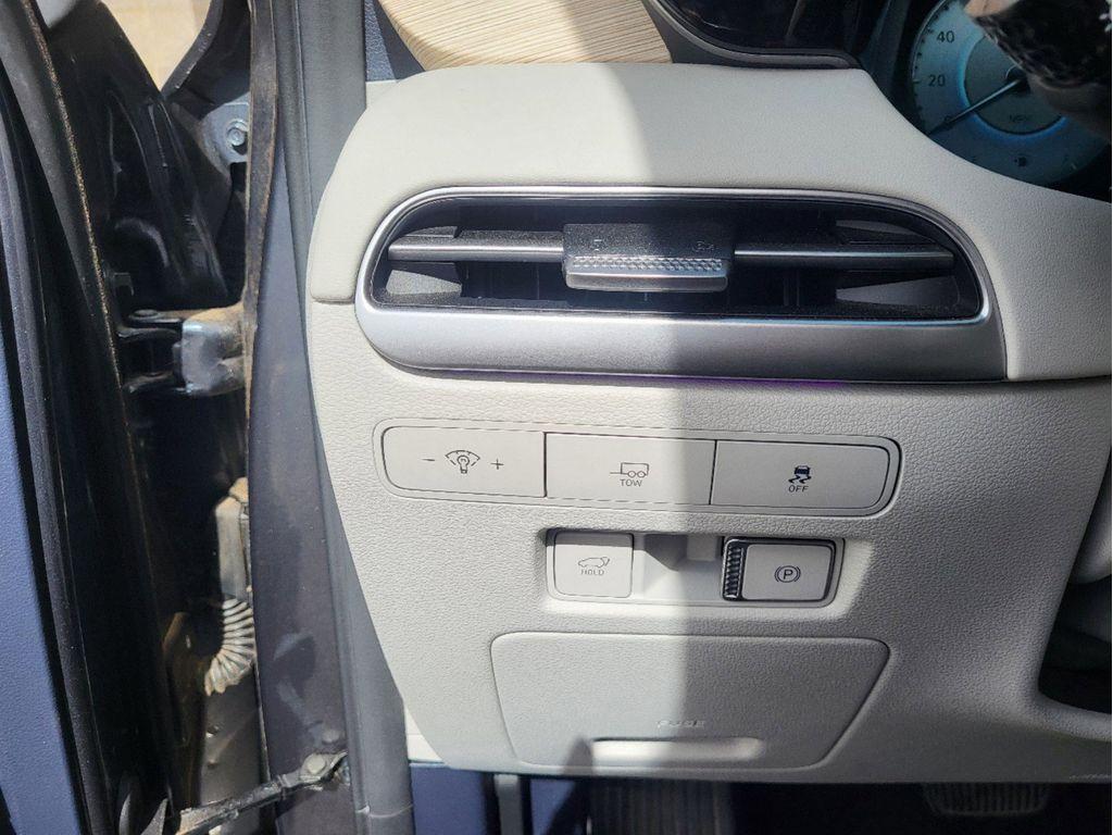 used 2024 Hyundai Palisade car, priced at $42,995