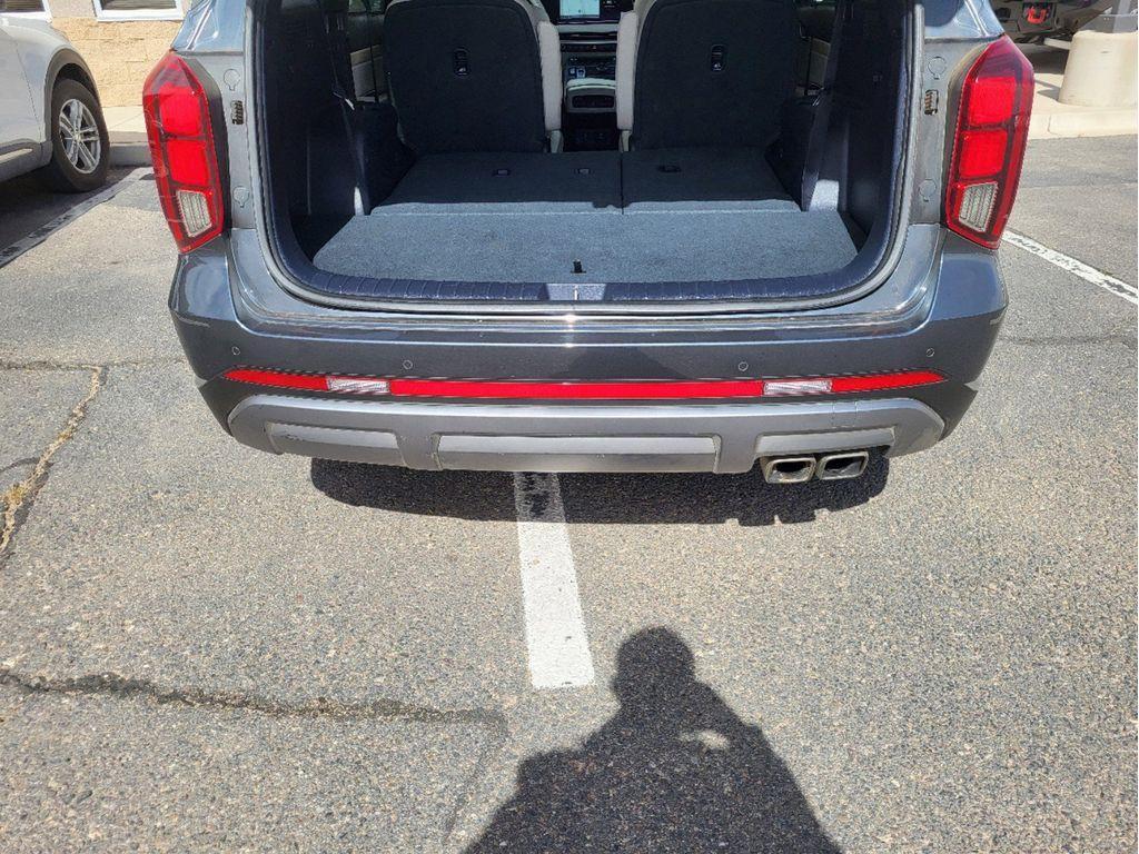 used 2024 Hyundai Palisade car, priced at $42,995