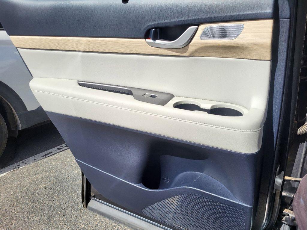 used 2024 Hyundai Palisade car, priced at $42,995