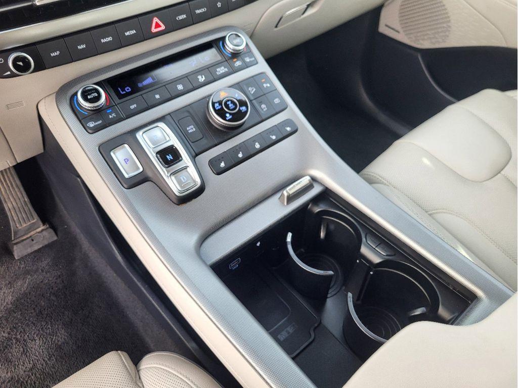 used 2024 Hyundai Palisade car, priced at $42,995