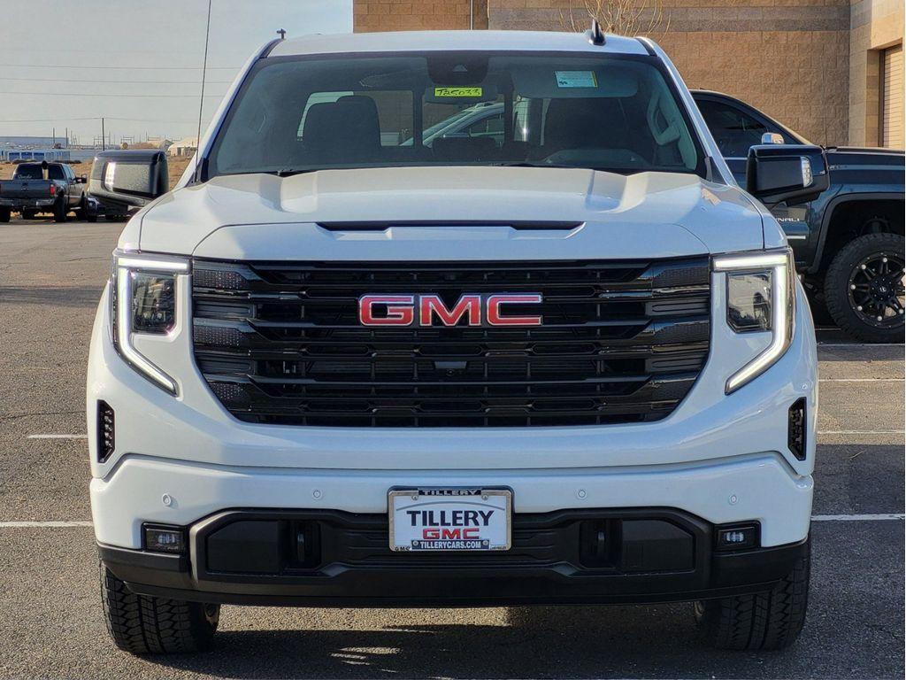 new 2025 GMC Sierra 1500 car, priced at $64,100