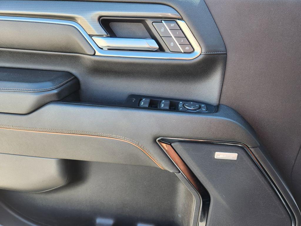 used 2024 GMC Sierra 2500 car, priced at $75,995