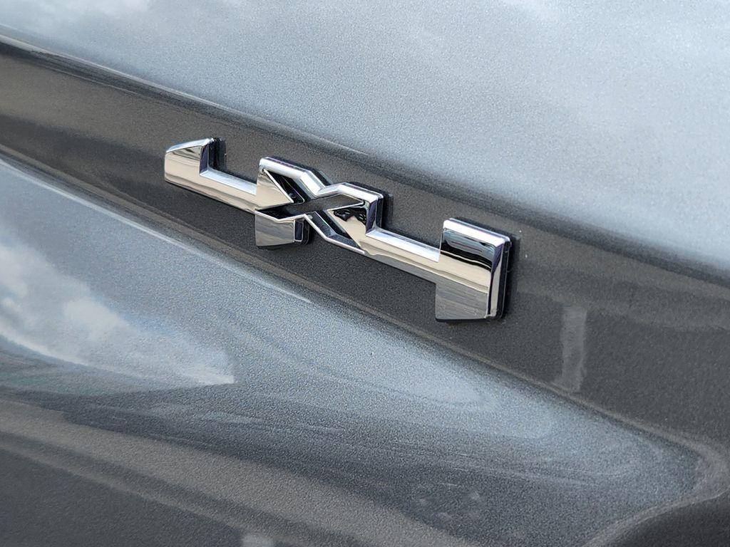 new 2025 GMC Canyon car, priced at $50,960