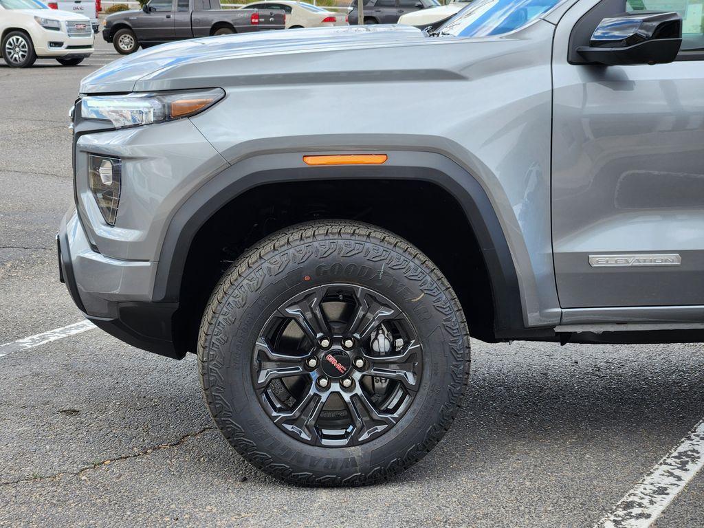 new 2025 GMC Canyon car, priced at $50,960