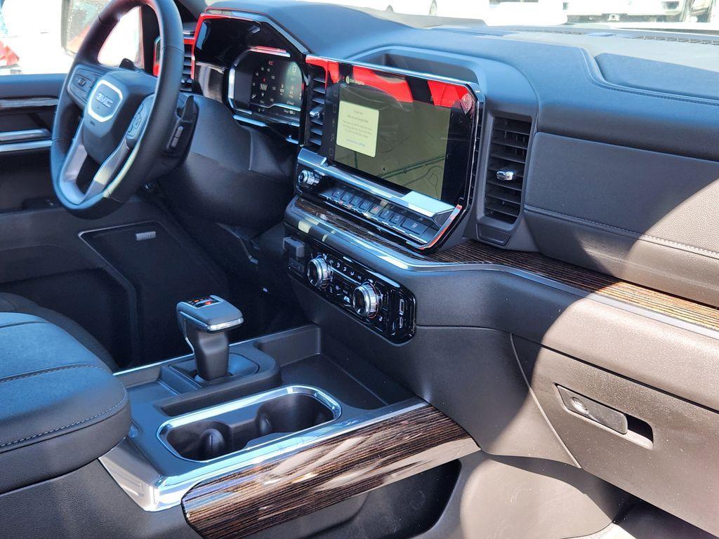 new 2025 GMC Sierra 1500 car, priced at $64,095