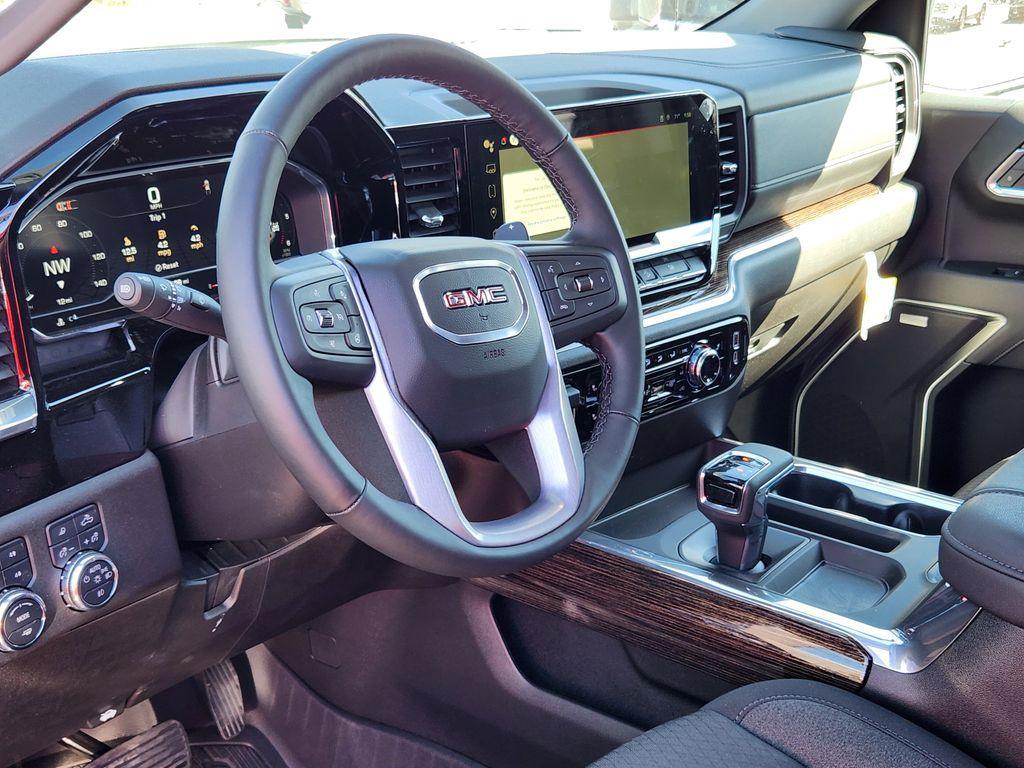 new 2025 GMC Sierra 1500 car, priced at $64,095