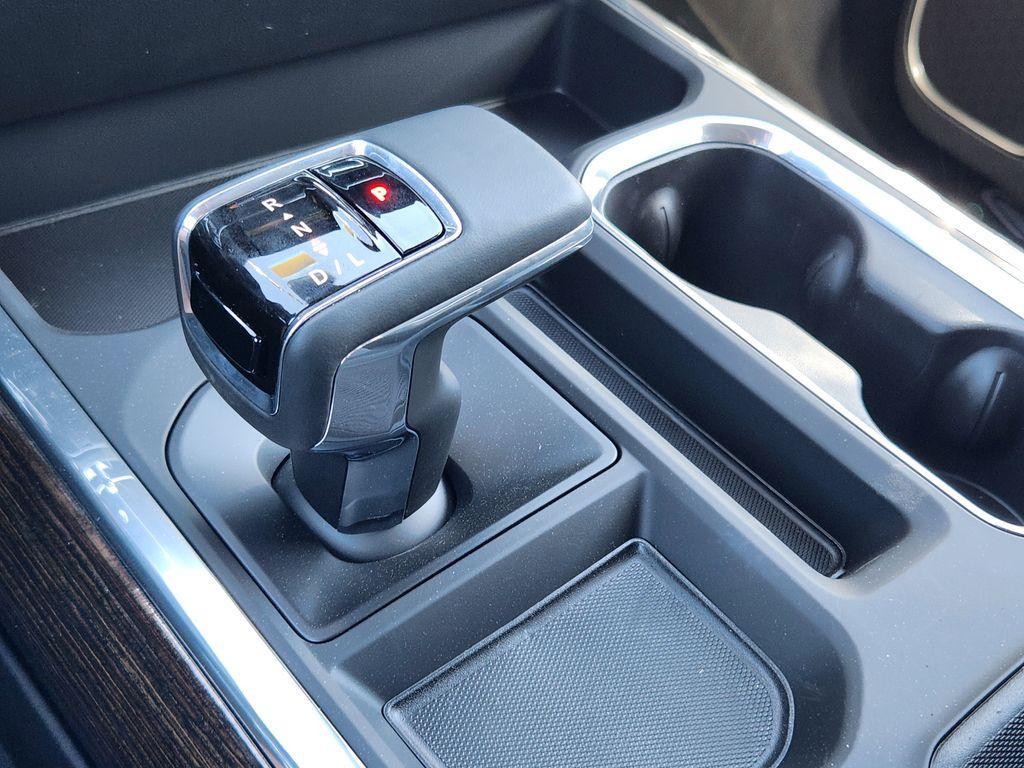 new 2025 GMC Sierra 1500 car, priced at $64,095