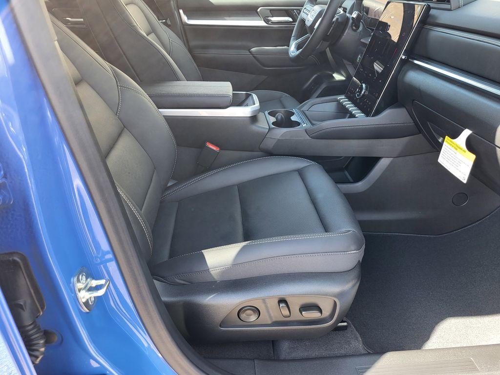 new 2025 GMC Terrain car, priced at $40,455