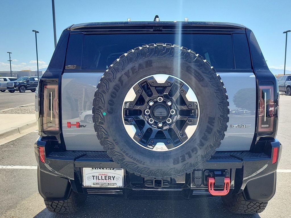 new 2024 GMC HUMMER EV SUV car, priced at $109,285