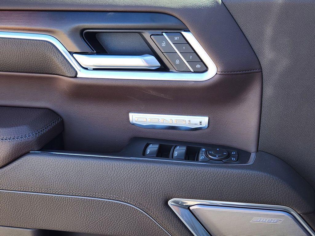 new 2025 GMC Sierra 1500 car, priced at $79,250
