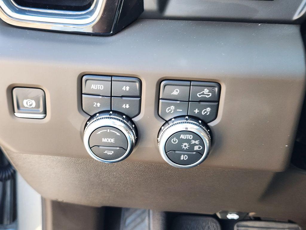 new 2025 GMC Sierra 1500 car, priced at $79,250