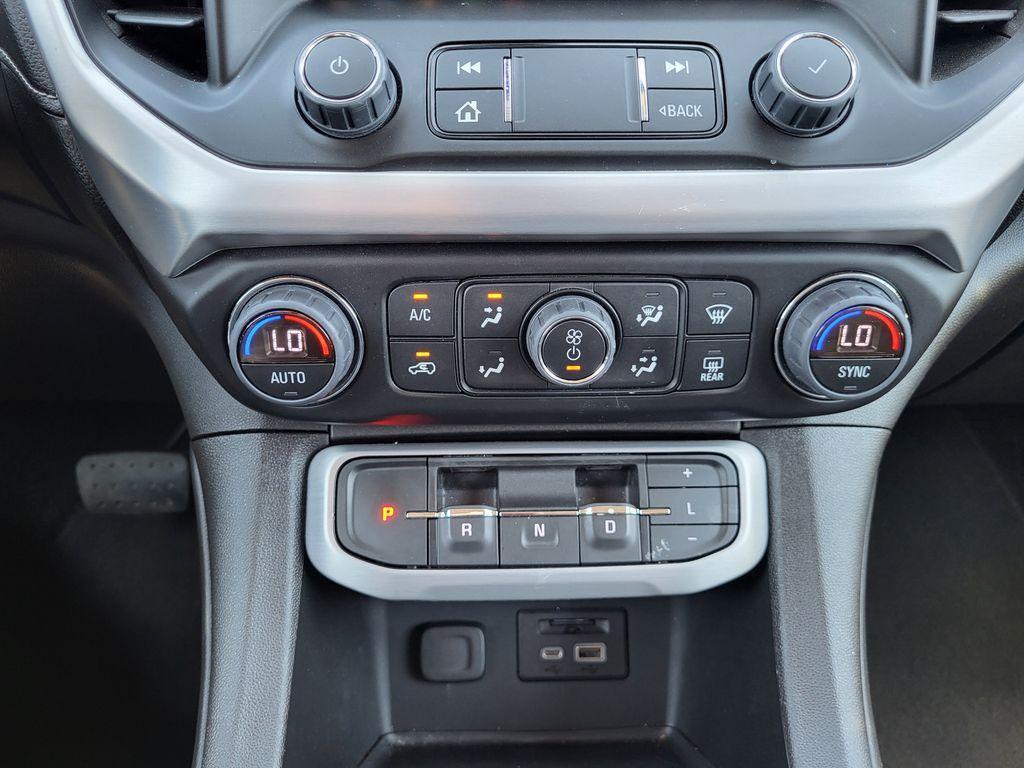 used 2023 GMC Acadia car, priced at $30,995