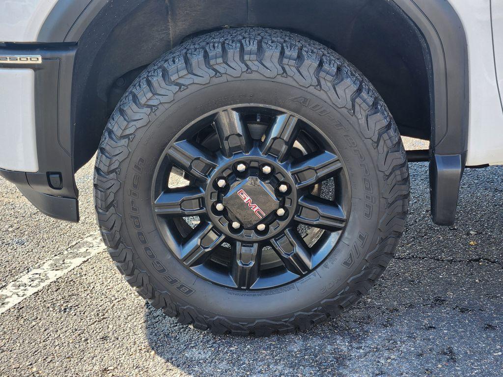 used 2024 GMC Sierra 2500 car, priced at $79,995