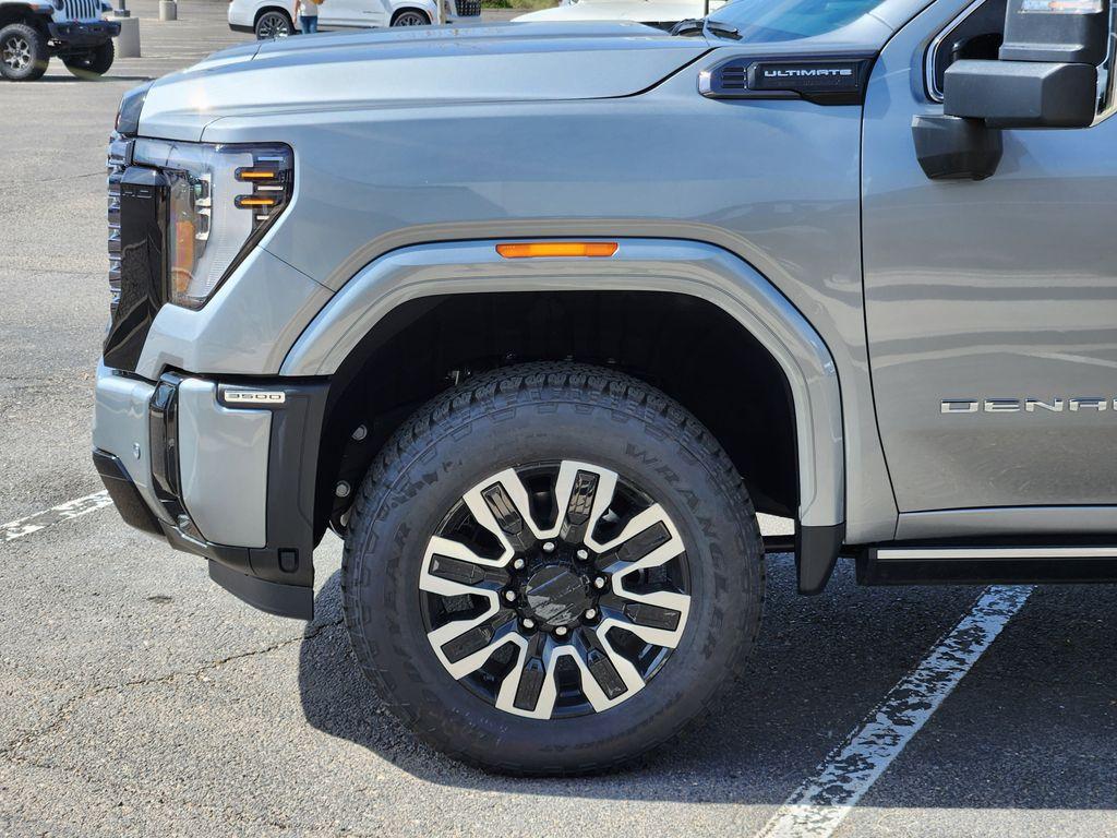 new 2025 GMC Sierra 3500 car, priced at $104,945