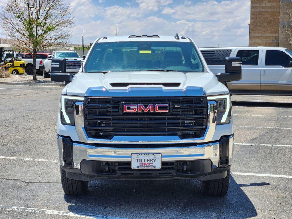 new 2025 GMC Sierra 3500 car, priced at $71,675