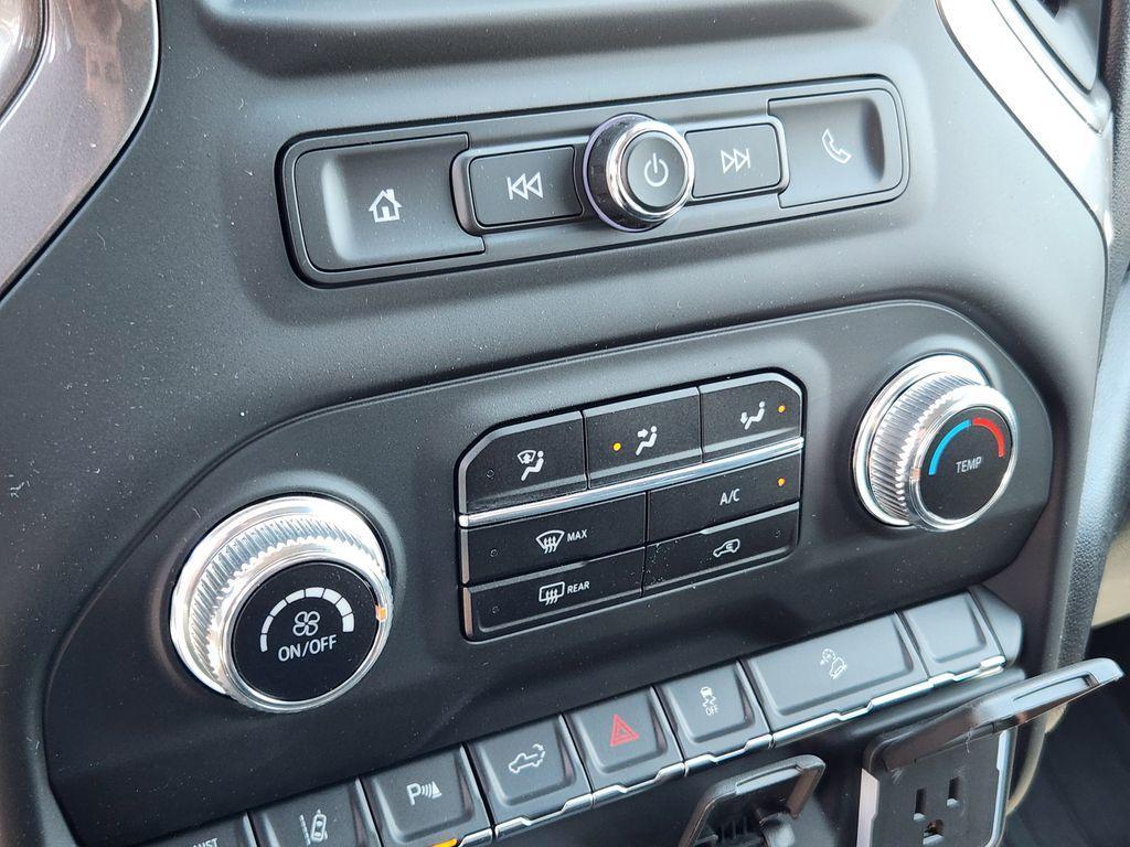 new 2025 GMC Sierra 3500 car, priced at $71,675