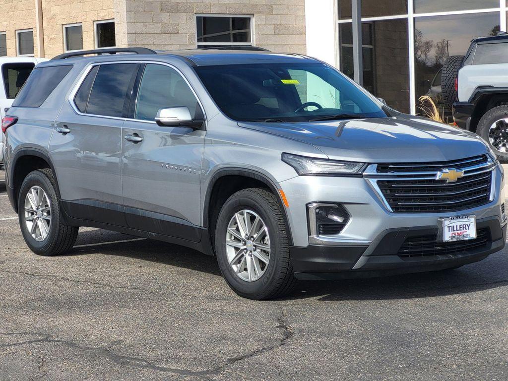 used 2023 Chevrolet Traverse car, priced at $29,995