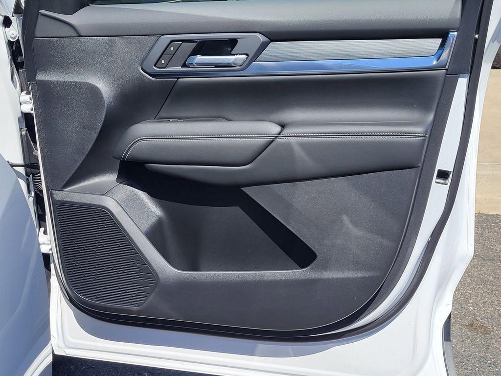 new 2025 GMC Terrain car, priced at $39,960