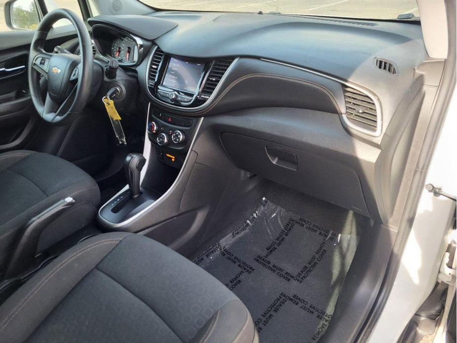 used 2022 Chevrolet Trax car, priced at $17,995