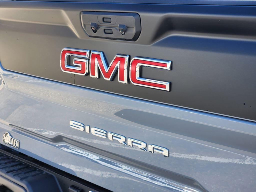 new 2025 GMC Sierra 2500 car, priced at $109,055