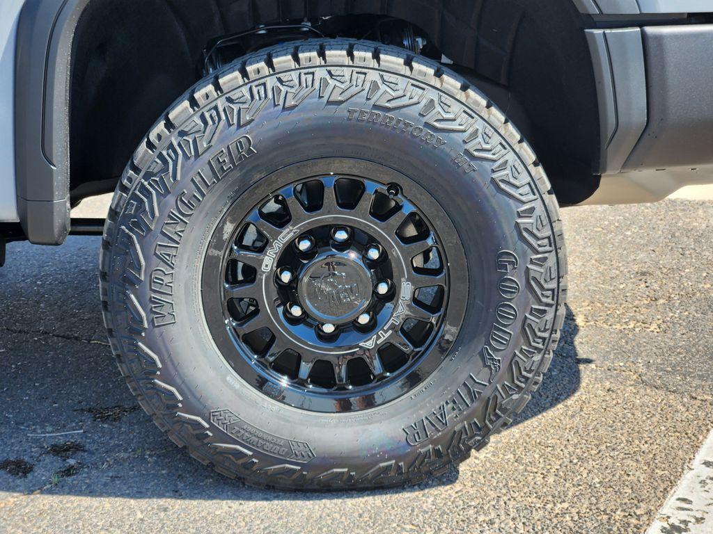 new 2025 GMC Sierra 2500 car, priced at $109,055