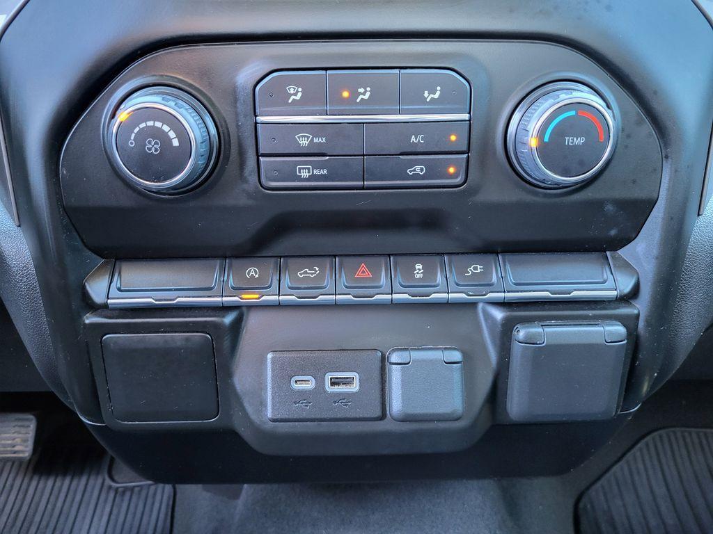 used 2021 Chevrolet Silverado 1500 car, priced at $31,995