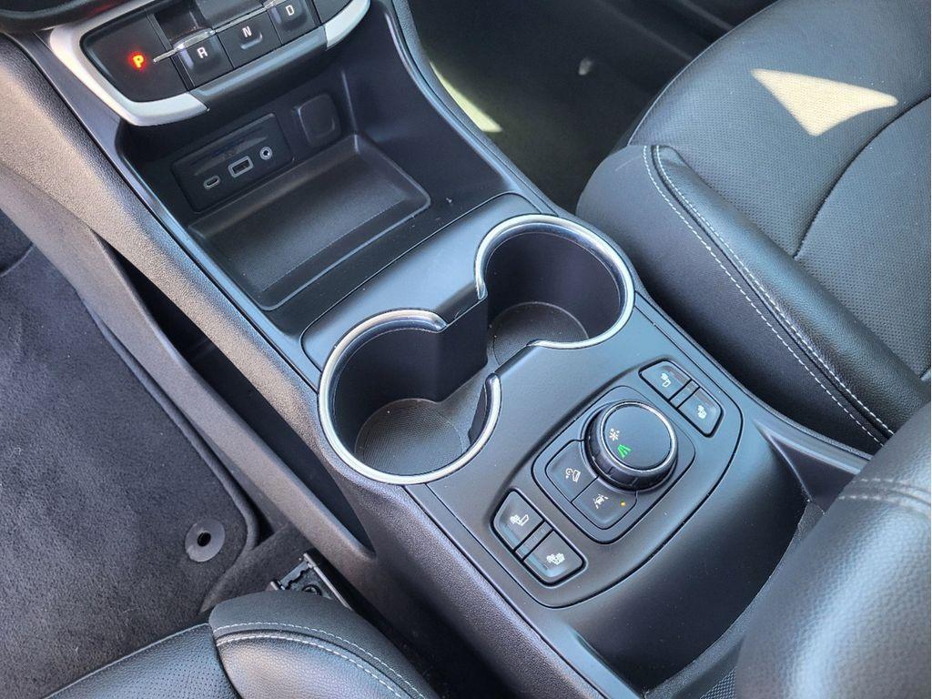 used 2023 GMC Terrain car, priced at $25,995